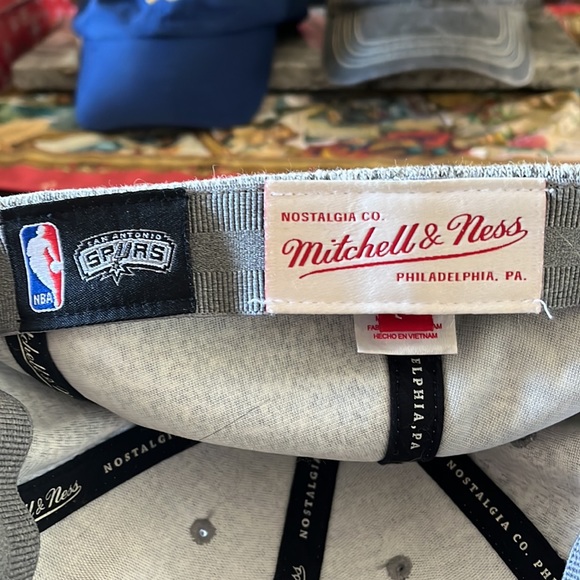 Mitchell and Ness NBA Hat - Picture 5 of 6